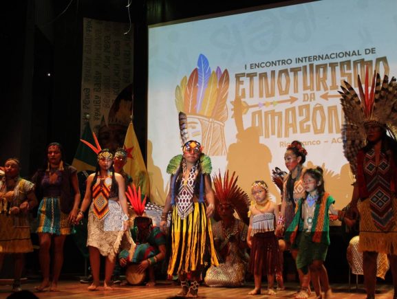 No Acre, Amazonastur marca presença no 1º Encontro Internacional de Etnoturismo da Amazônia