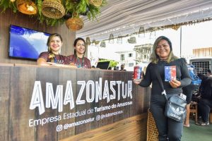 Turistódromo: Governo do Amazonas promove atendimento aos visitantes em Parintins