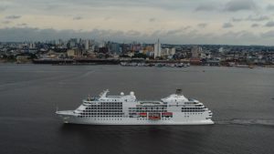 Amazonas recebe segundo cruzeiro da temporada, com cerca de 500 passageiros, no Porto de Manaus