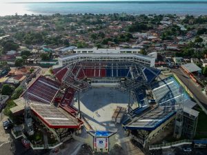 Imagem da notícia - Parintins recebe os últimos ajustes para o início do Festival