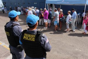 Imagem da notícia - Turistas estrangeiros aprovam plano de segurança desenvolvido pela Amazonastur e SSP-AM