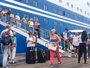 Imagem da notícia - Navio M/S Magellan chega a Manaus com quase 2 mil turistas