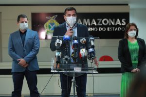 Imagem da notícia - Governo do Amazonas anuncia medidas para conter avanço da Covid-19 no fim de ano