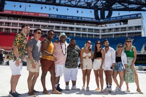 Imagem da notícia - Famosos conhecem os bastidores do 56º Festival Folclórico de Parintins, em visita ao Bumbódromo