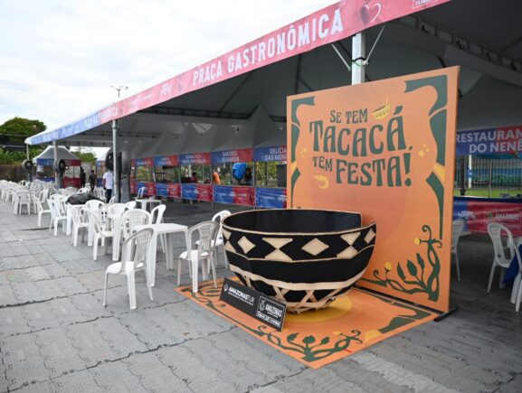 Festival de Parintins 2025: Governo do Amazonas lança Praça Gastronômica para valorizar a culinária regional