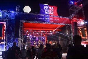 Imagem da notícia - Festival de Parintins 2025: Panavueiro Fest reúne grande público na primeira noite com transmissão e atrações musicais