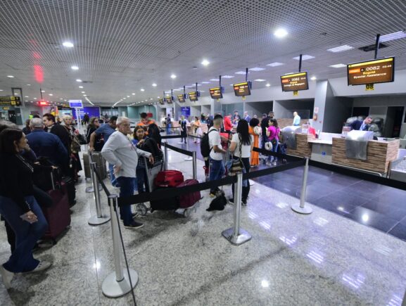Turismo em alta: Manaus bate recorde de passageiros no Aeroporto Internacional Eduardo Gomes