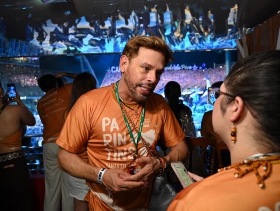 Festival de Parintins 2026: de olho no mercado nacional, Amazonastur convida revista Forb…
